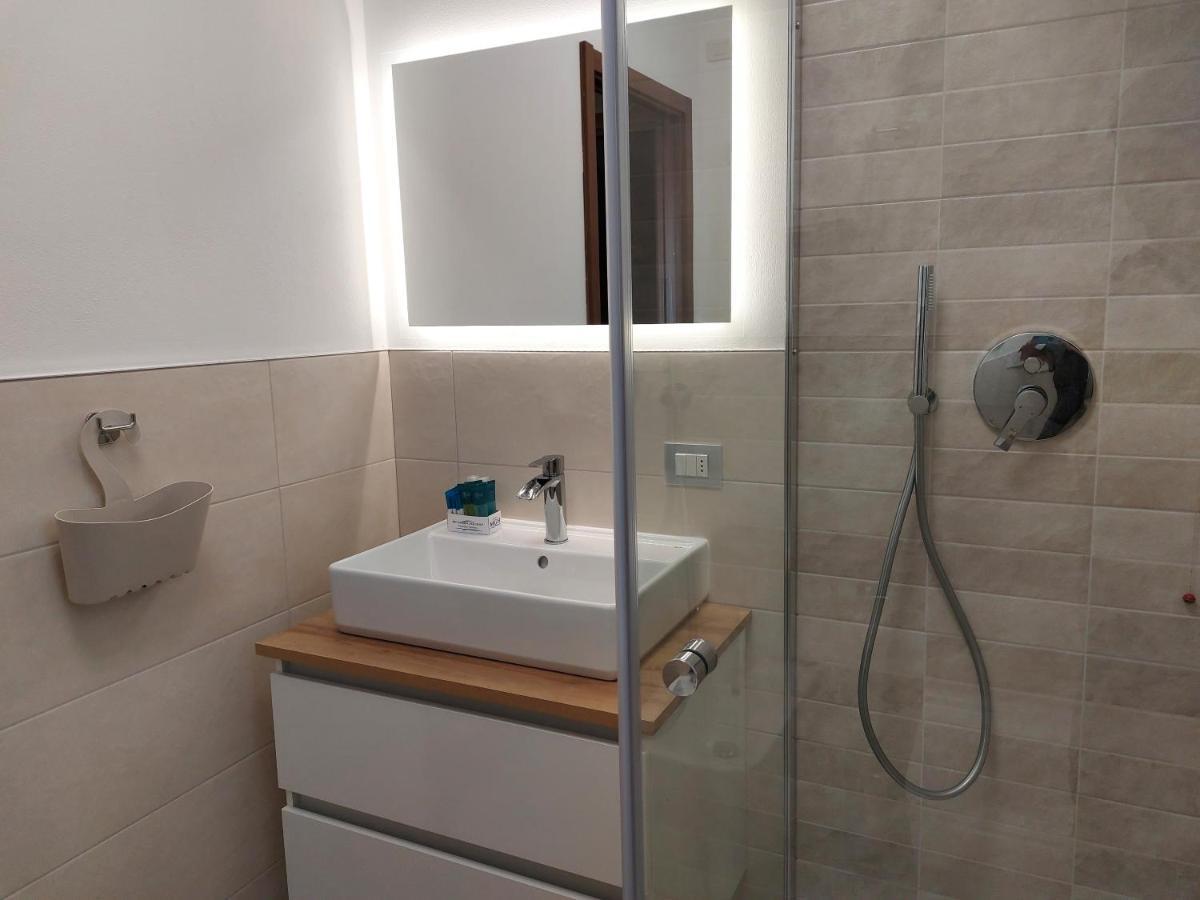 My Sirmione Beach Apartment Superior Exterior foto